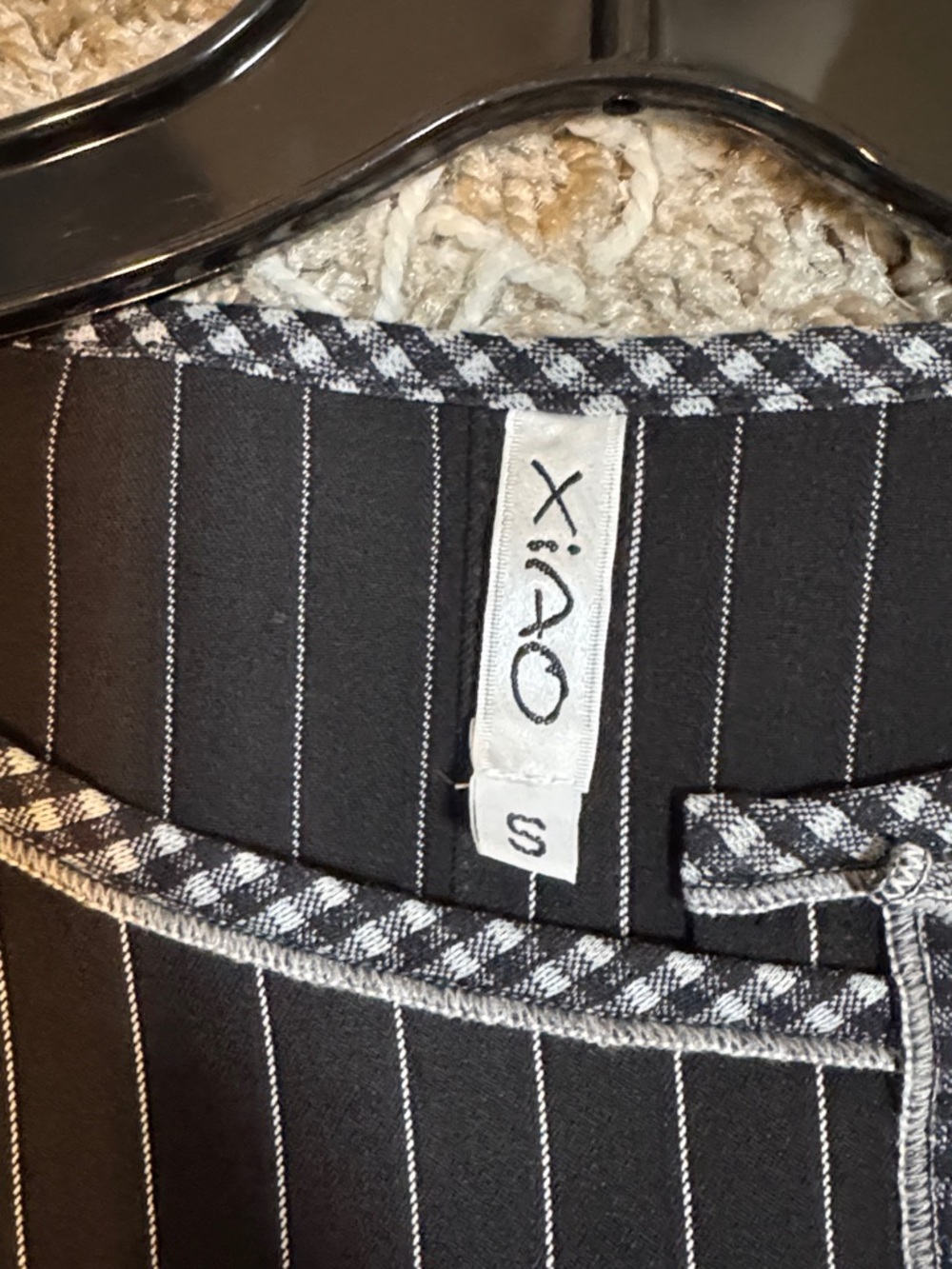 NWT XIAO Black Boxy Pinstripe Pullover with Gingham Applique size Small - Picture 6 of 13